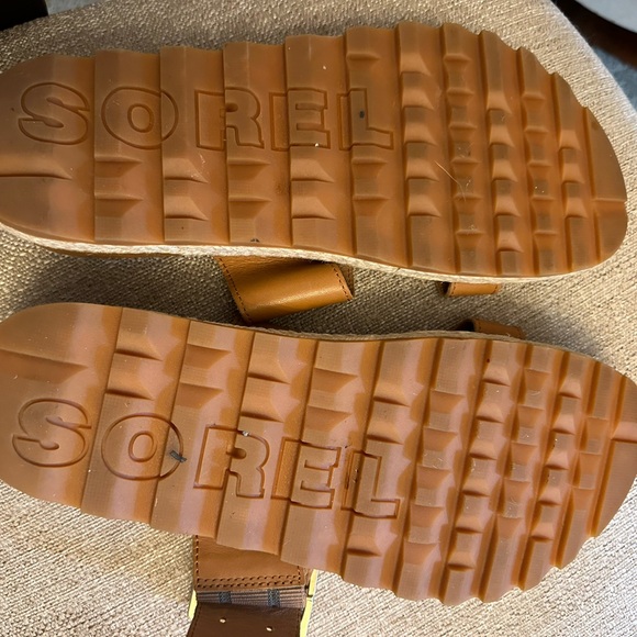 Sorel sandals - Picture 4 of 5